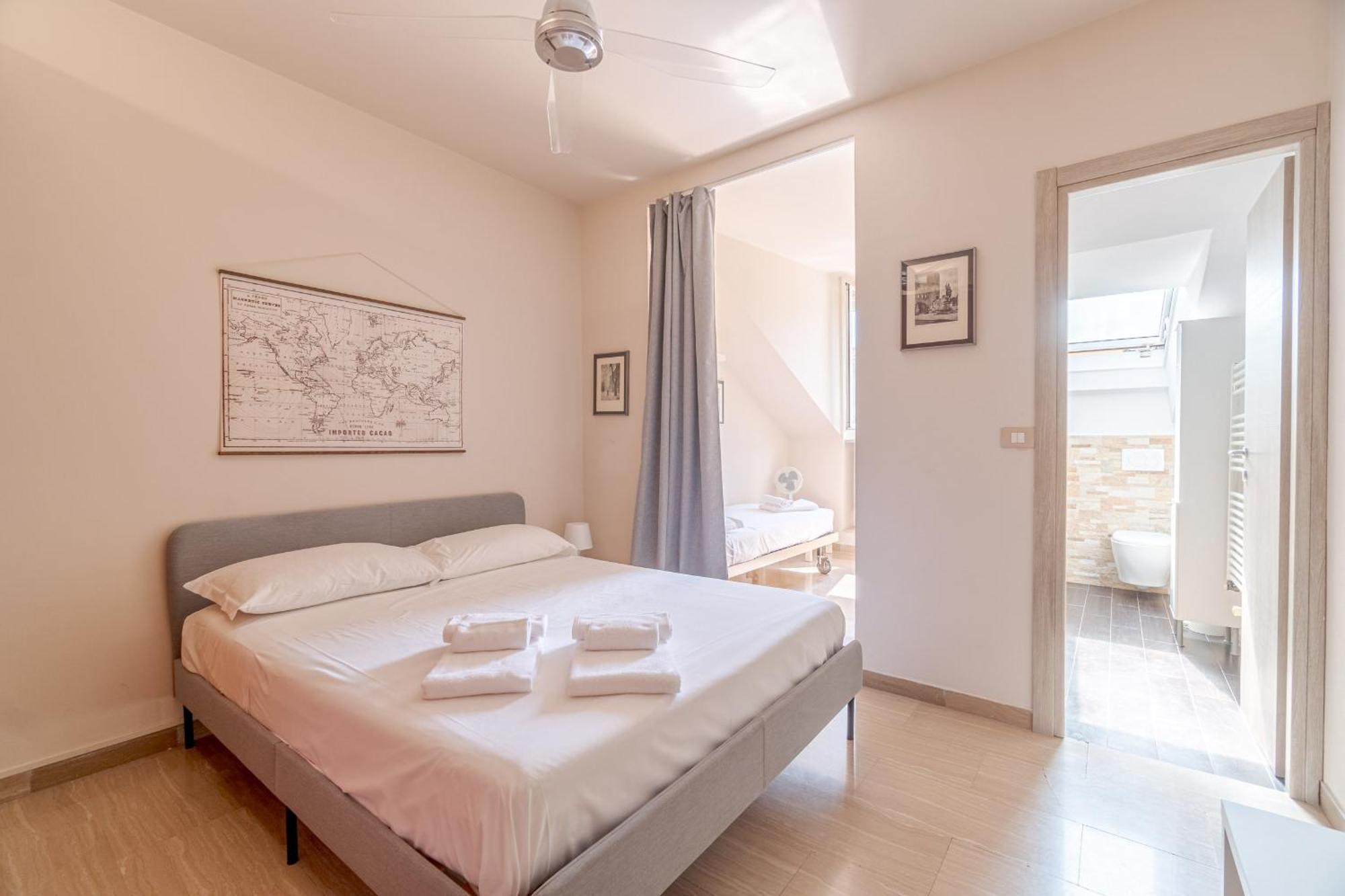 Appartamento Casa Valeggio Attic Apt Few Steps From Porta Nuova Torino Esterno foto